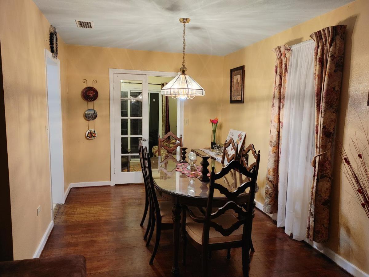 The Kind House Hosting, Low Monthly Rates, Traveling Nurses, Fletc, & Travelers! Brunswick Bagian luar foto